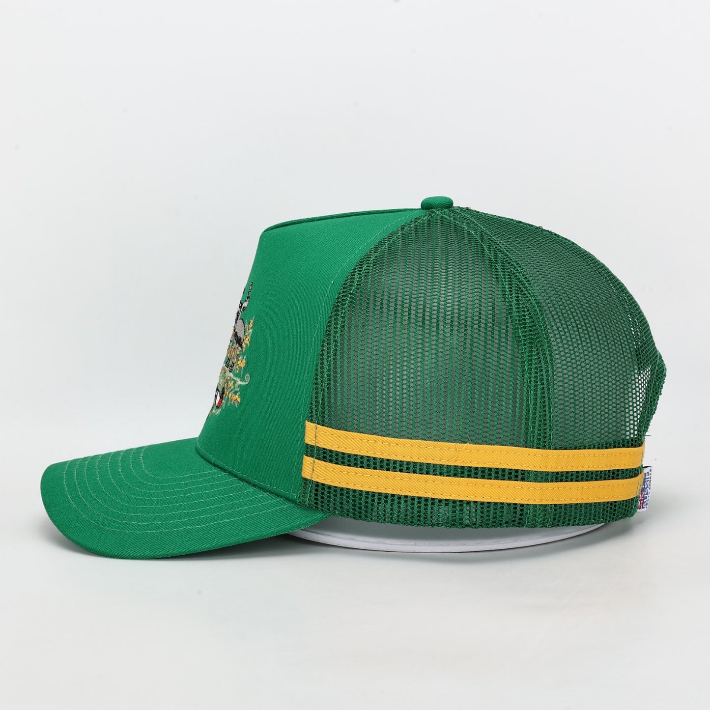 🔥NEW🔥 Truckers Hat, STRAYA