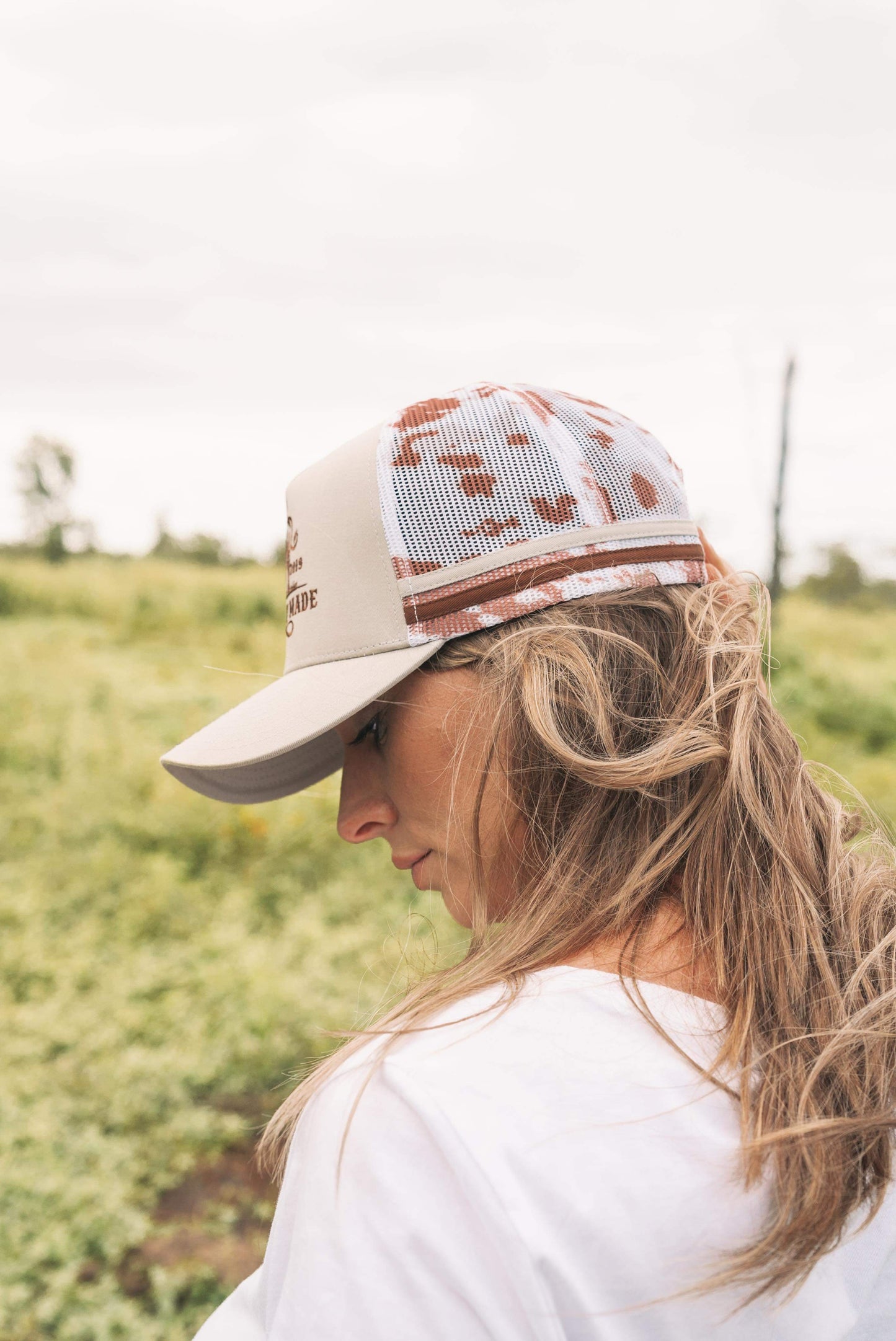 Truckers Hat, Country Made, BULL NEW