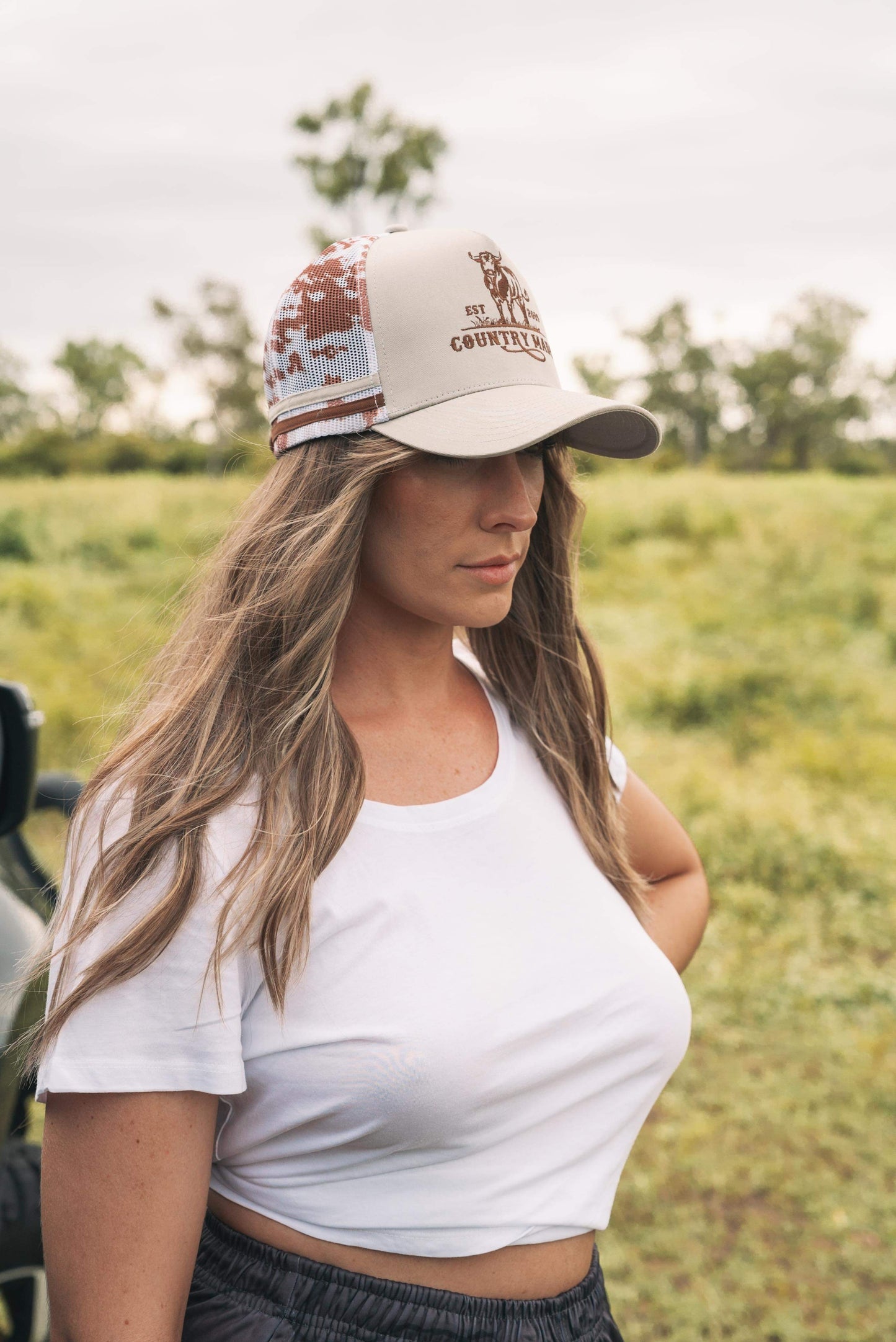 Truckers Hat, Country Made, BULL NEW